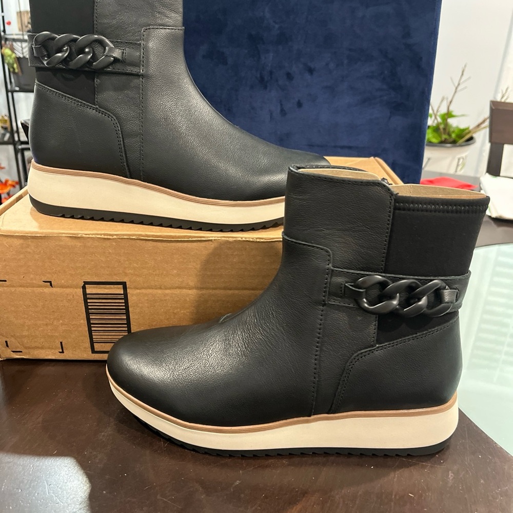 Clarks Black Chain-Accent Wedge Ankle Boots